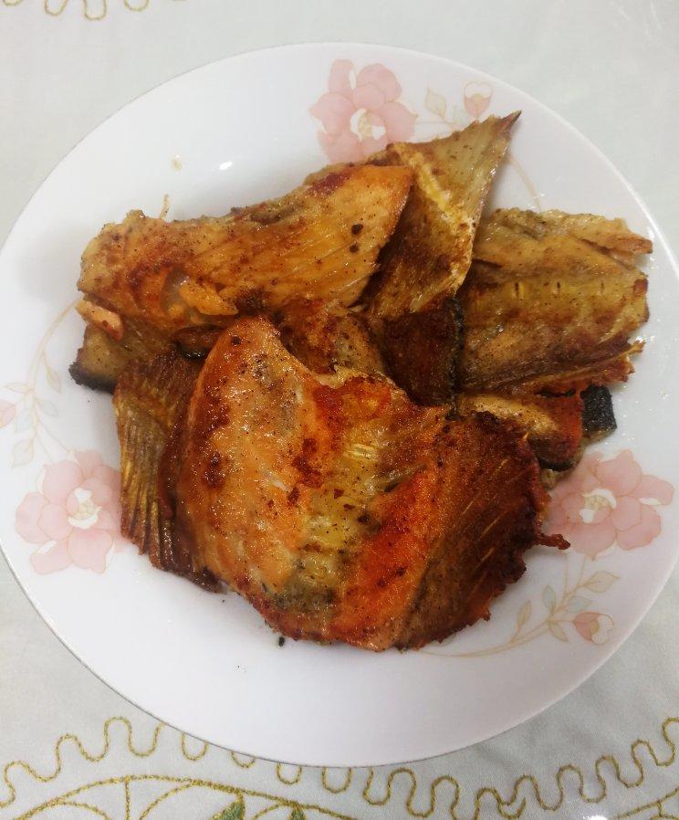 香煎三文鱼骨
