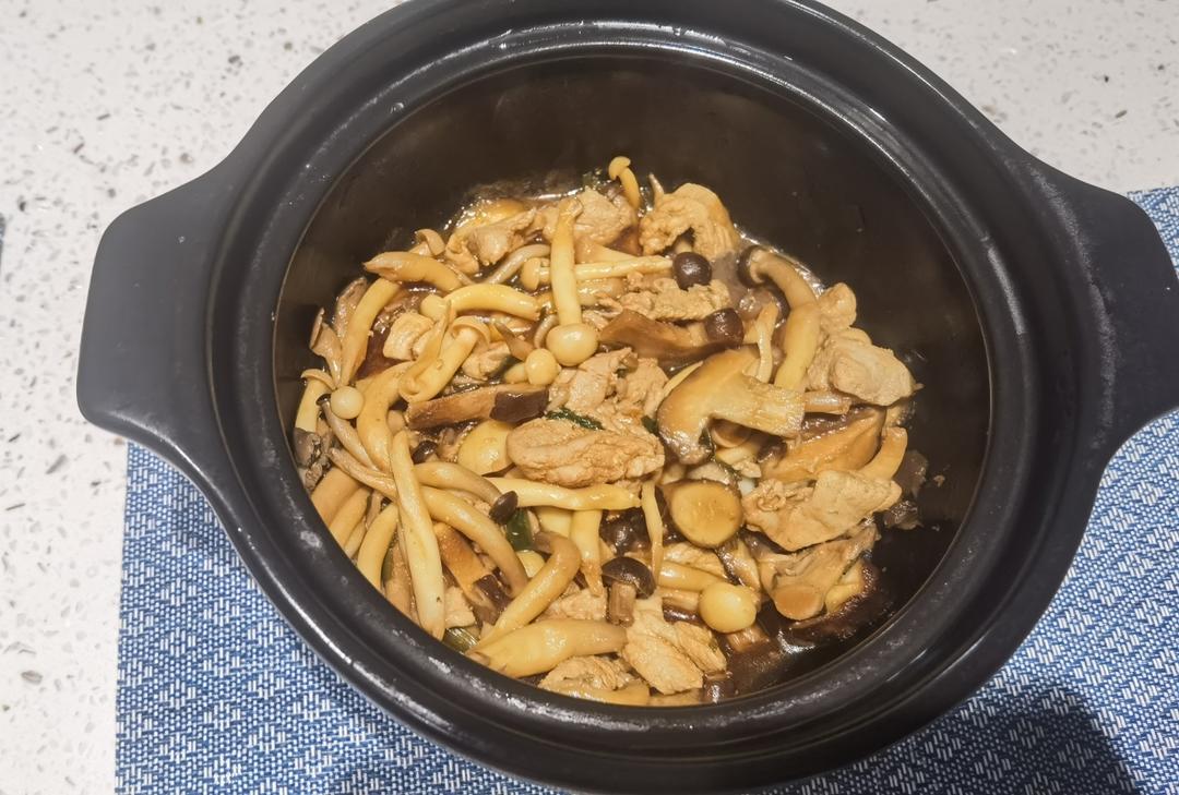 菌菇煲(杂菇煲)