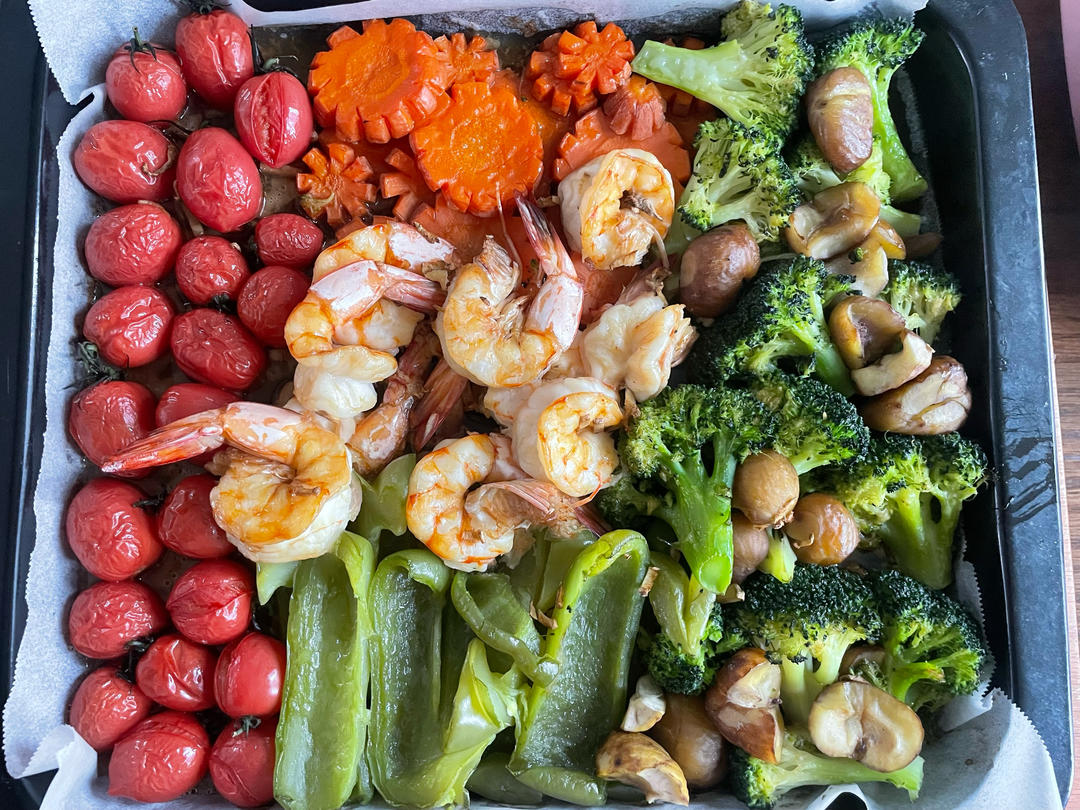 地中海蒜香虾仁配蘑菇