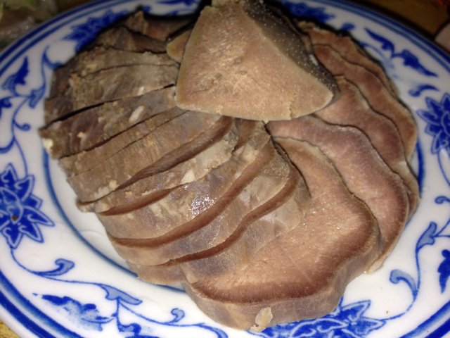 卤猪舌