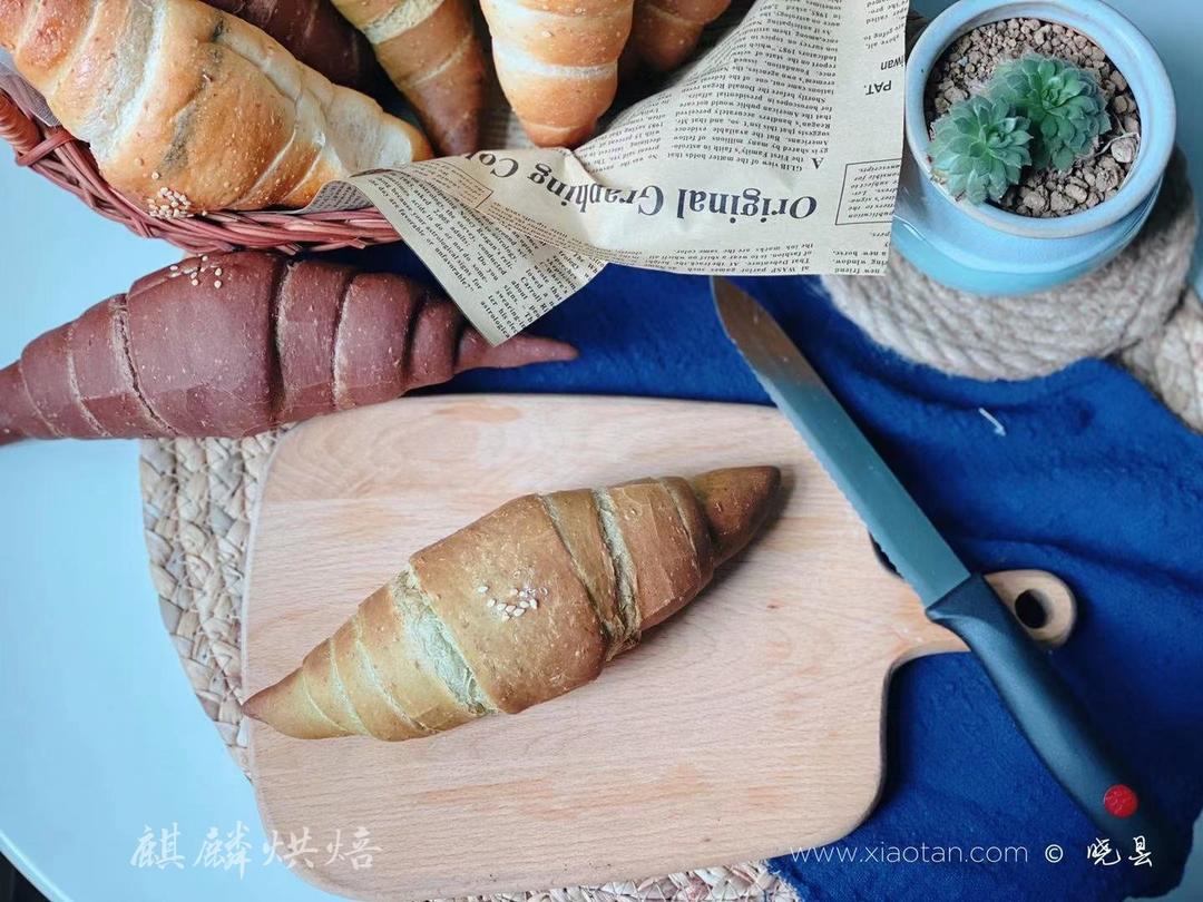 全麦芝麻盐面包