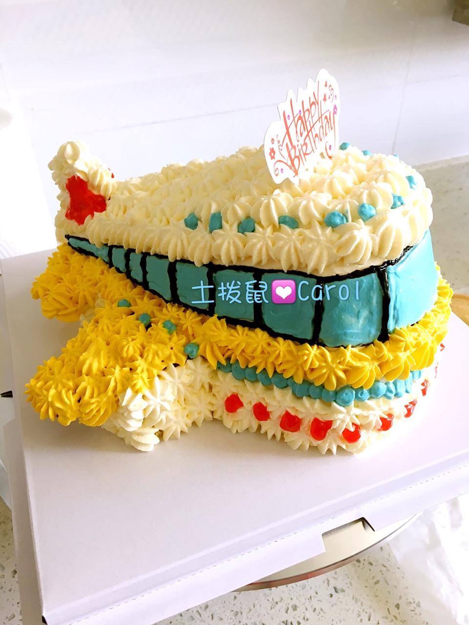 立体小客机蛋糕