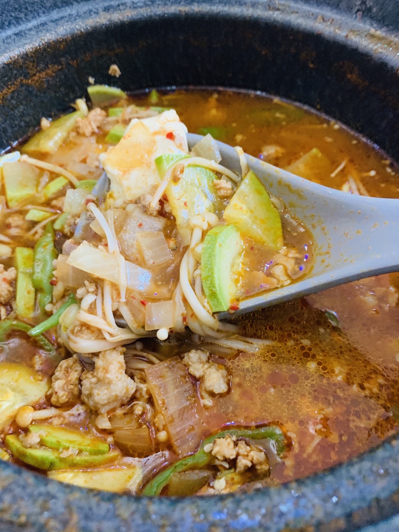 梨泰院同款 韩式辣嫩豆腐汤