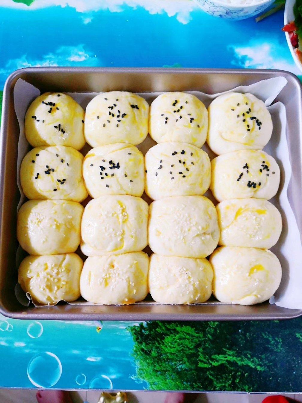 家常版蜂蜜小面包 搭配热牛奶营养早餐好味道 做法简单味道好