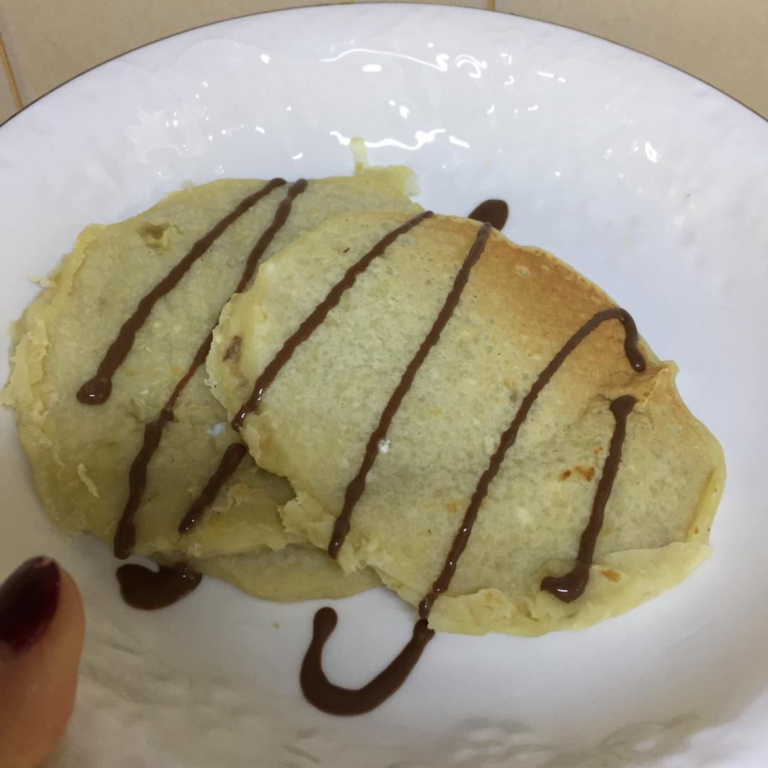 【减脂早餐】无油香蕉松饼（超简单）