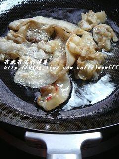 干锅辣白菜的做法 步骤2
