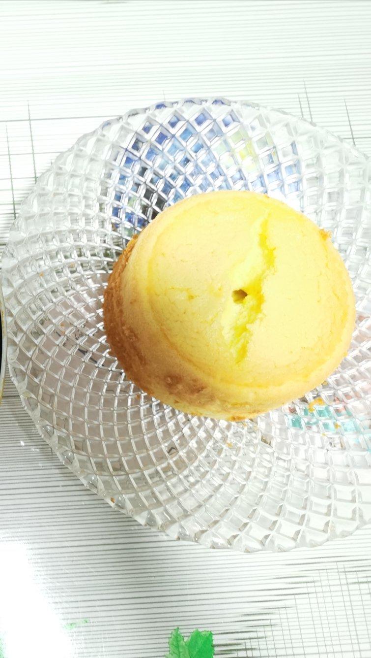 六、八、十寸戚风蛋糕
不回缩 不收腰