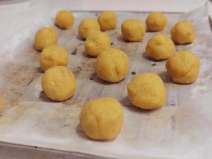 【keto】用料简单的低碳生酮咸蛋黄玛格丽特饼干（含热量脂肪数）的做法 步骤8