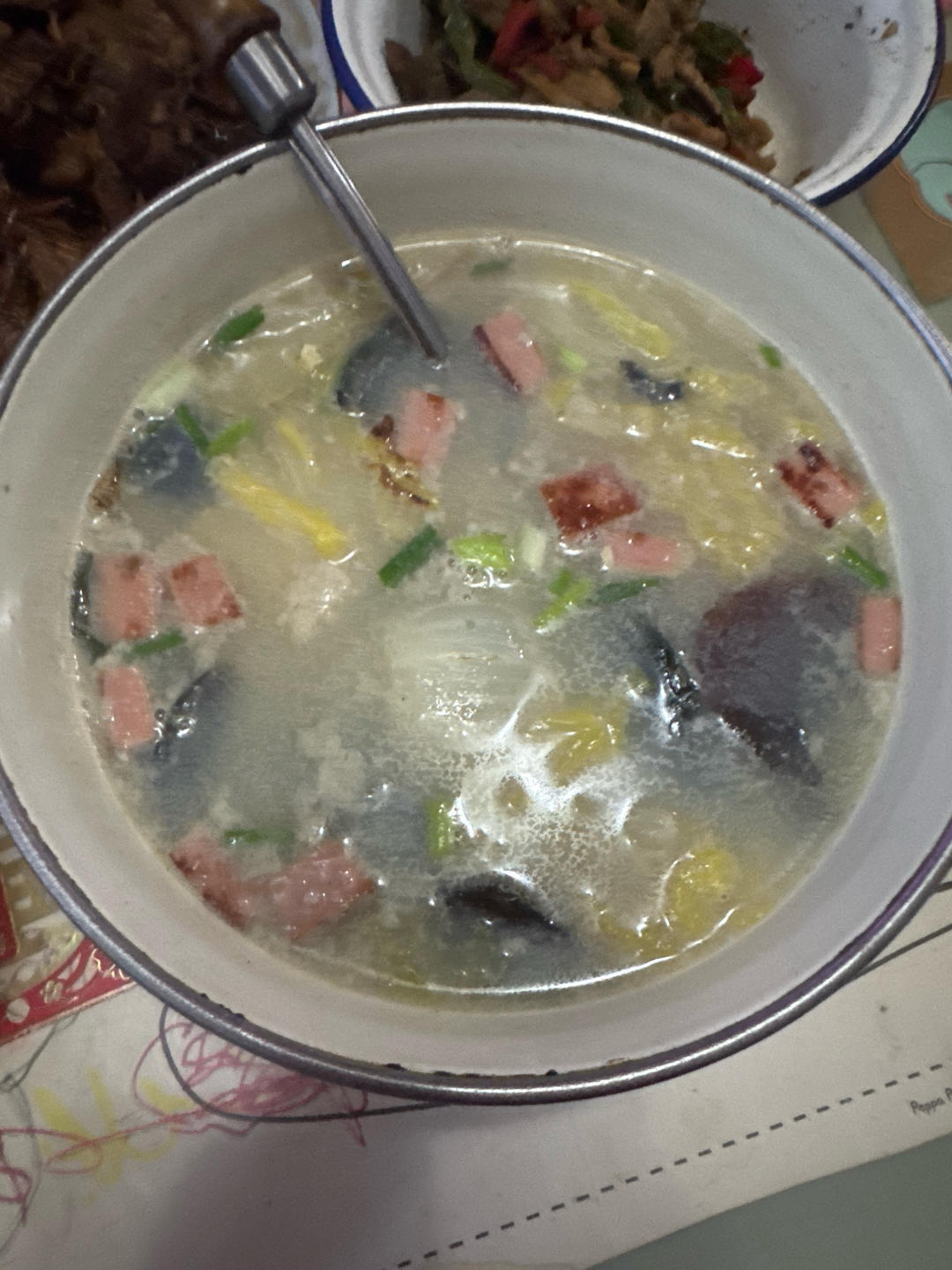 娃娃菜火腿皮蛋汤