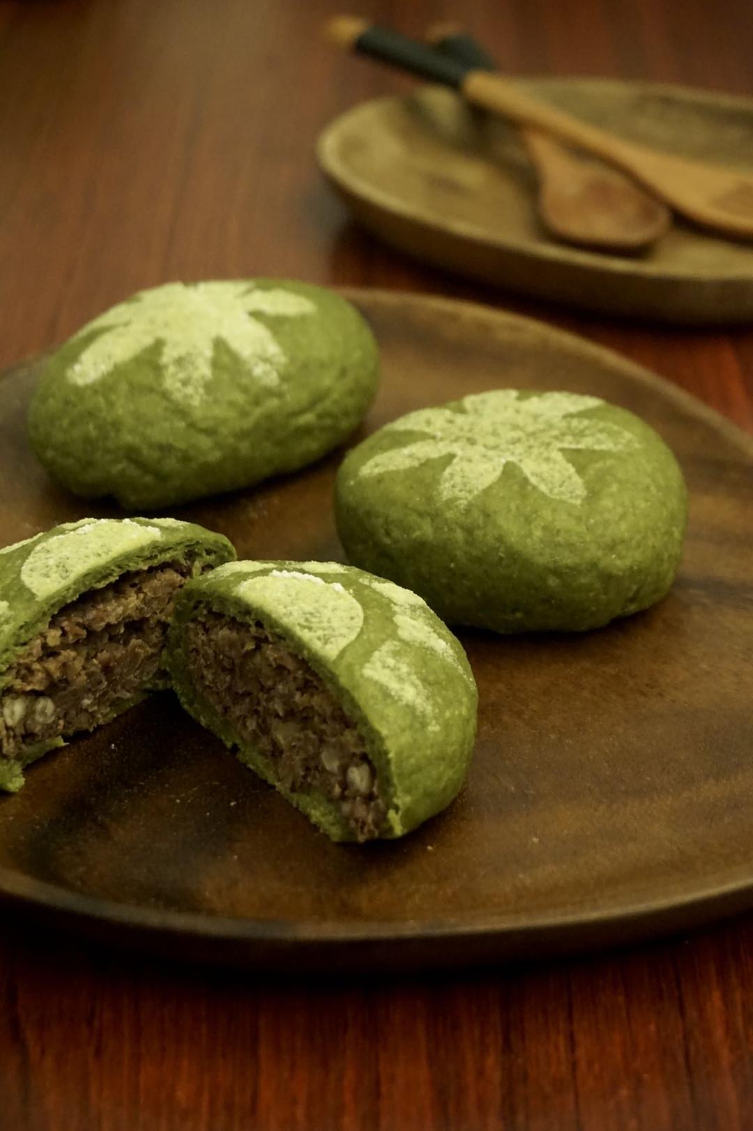 抹茶红豆软面包