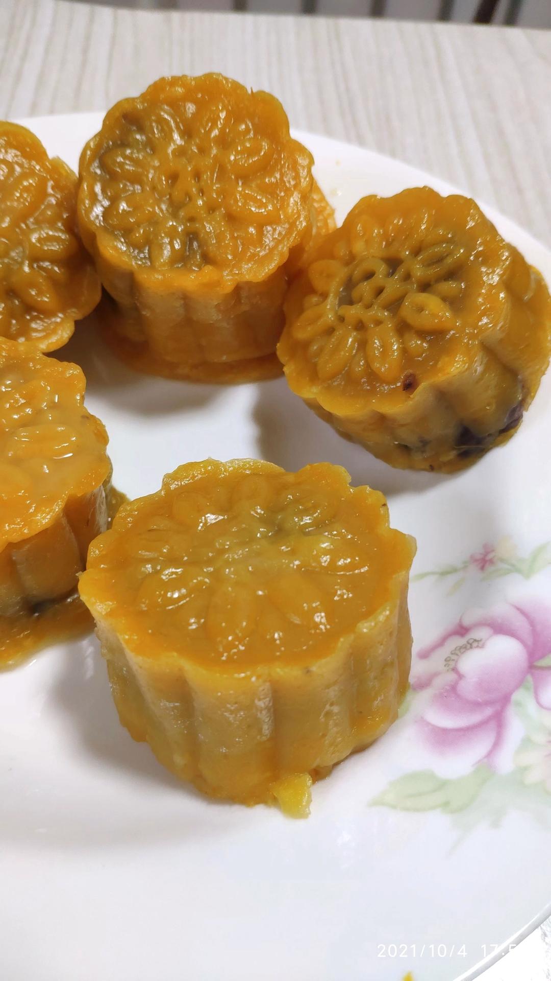 南瓜豆沙月饼