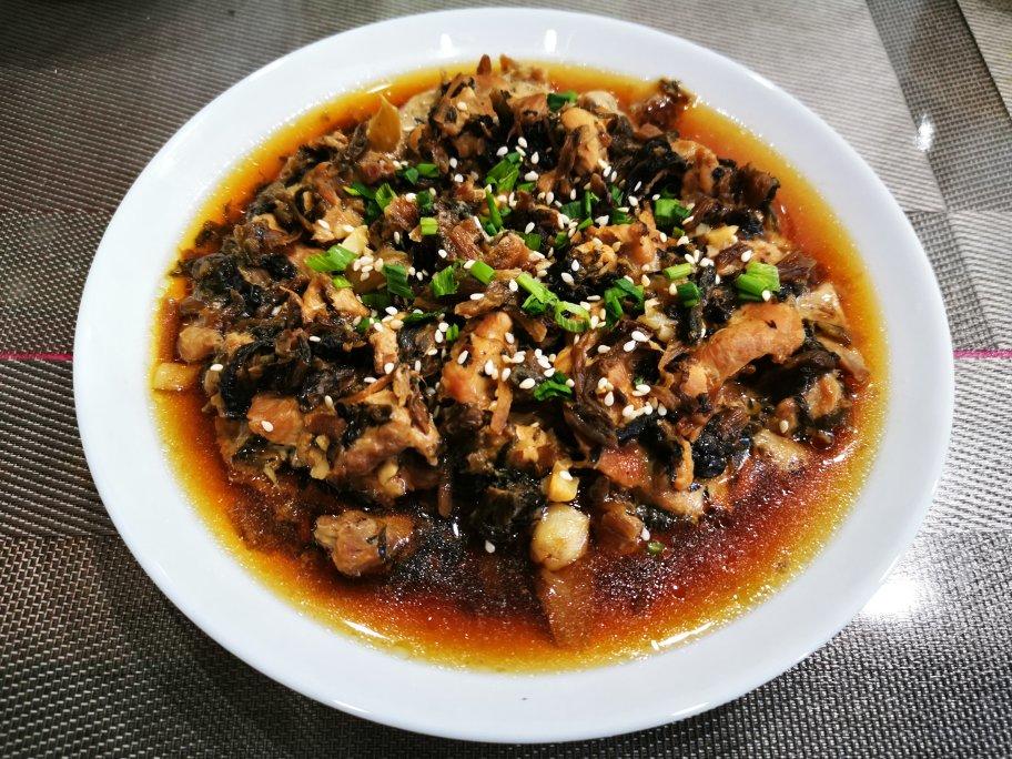 霉干菜蒸肉片