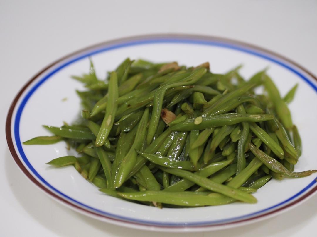 蒜末炒芸豆丝