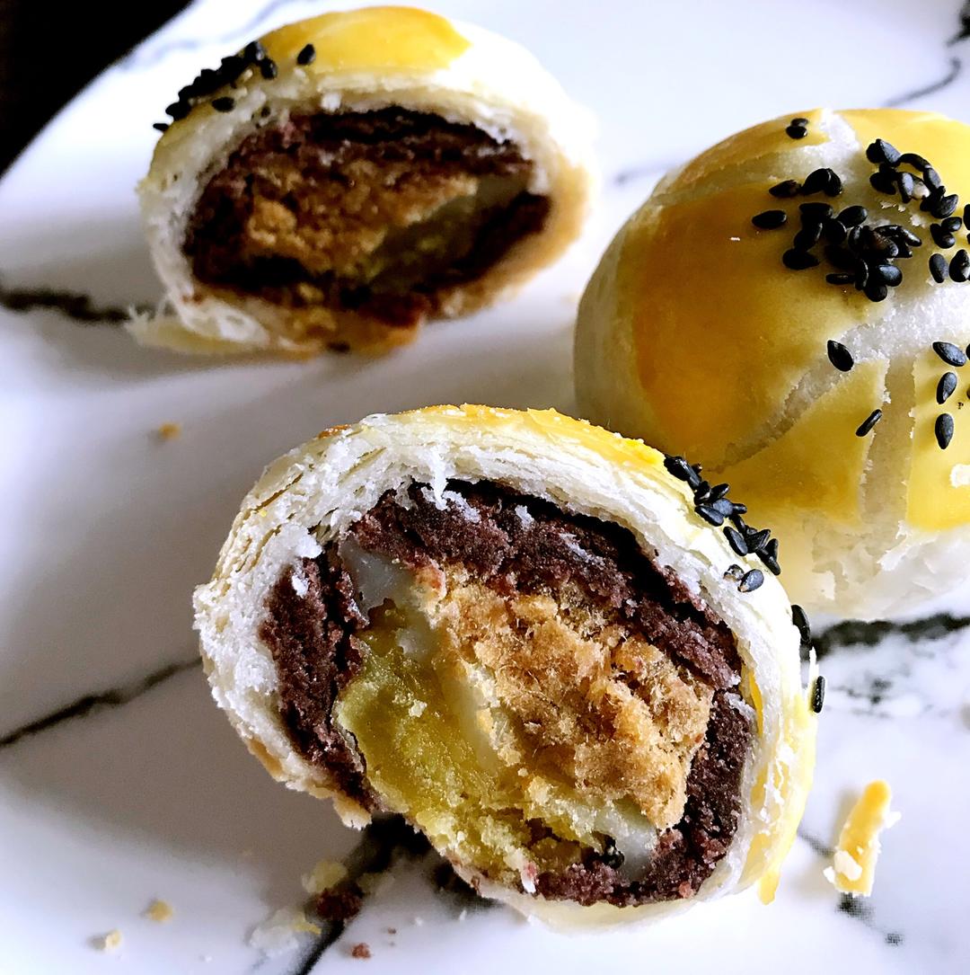 ㊙️网红麻薯肉松蛋黄酥🔥，好吃到爆‼️