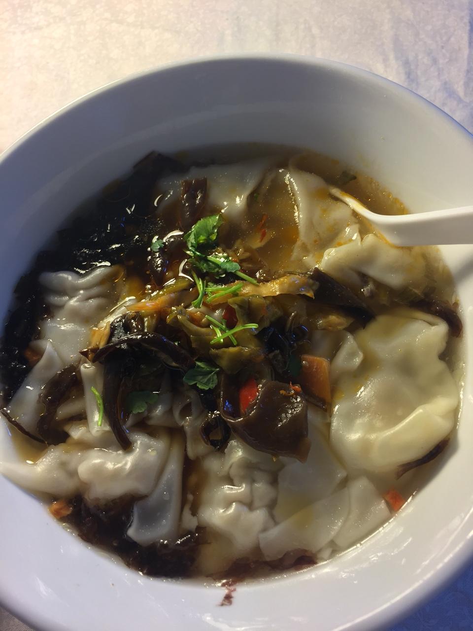 曲曲（维吾尔族馄饨）