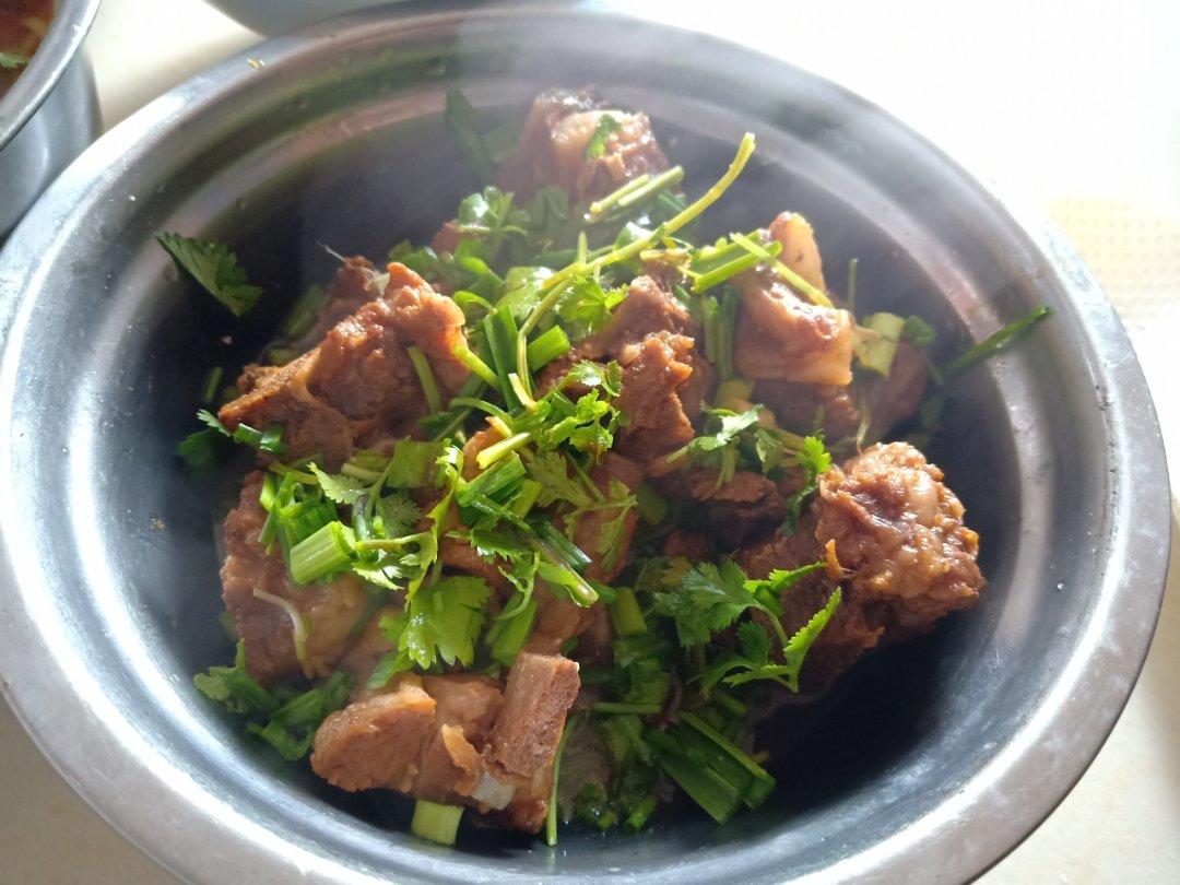 电饭煲焖排骨