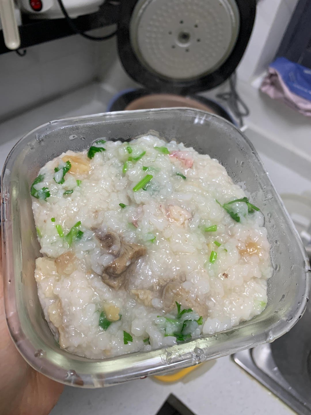 潮汕砂锅粥之排骨鲜虾粥