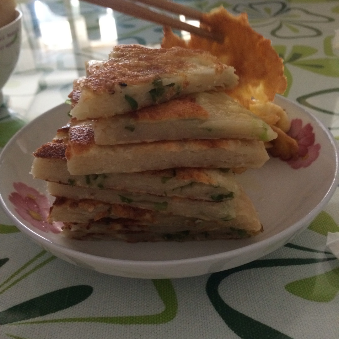 鸡蛋葱油饼                  （更新饼坯保存方法）