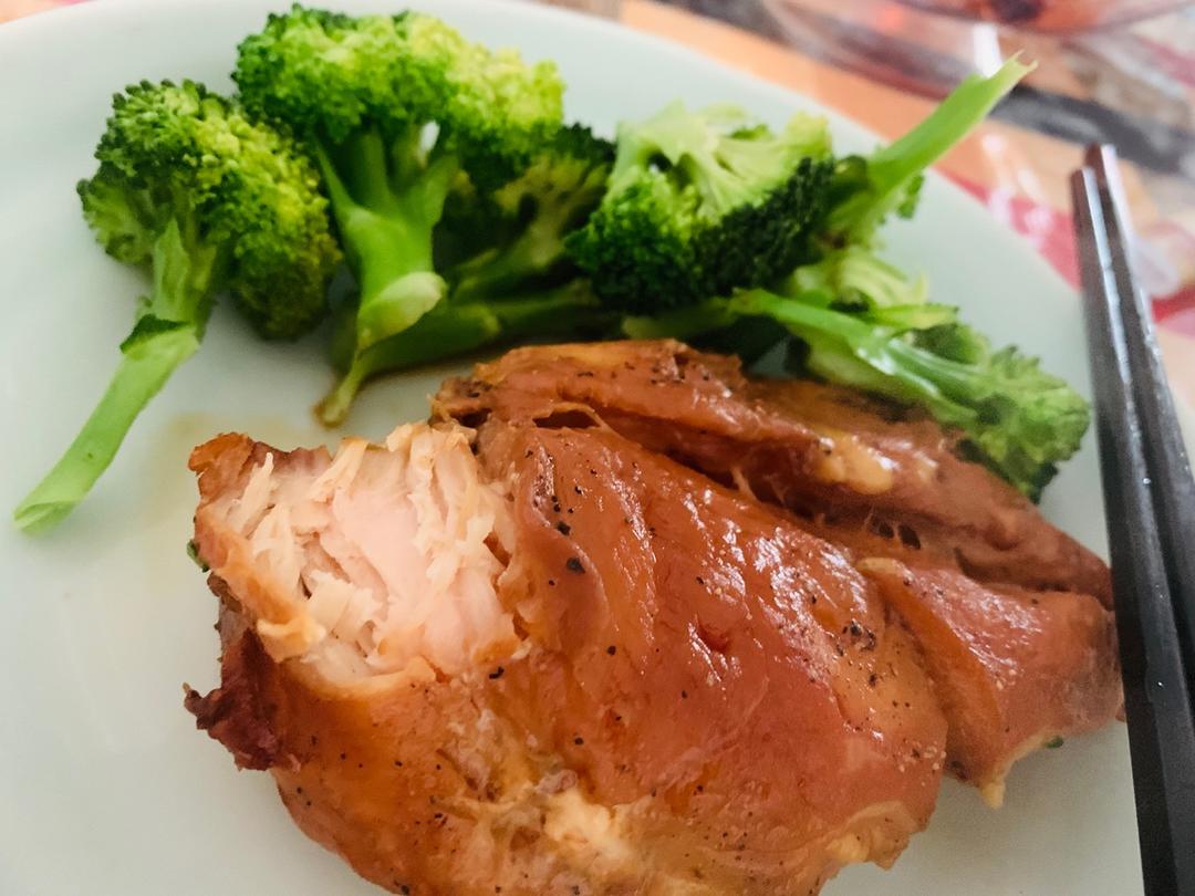 酷炫屌炸天好吃的煎鸡胸肉（香蒜蜂蜜煎鸡胸肉）