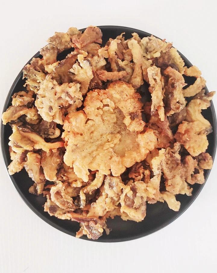 干炸蘑菇（超简单隔餐不软趴做法，香酥到没朋友）
