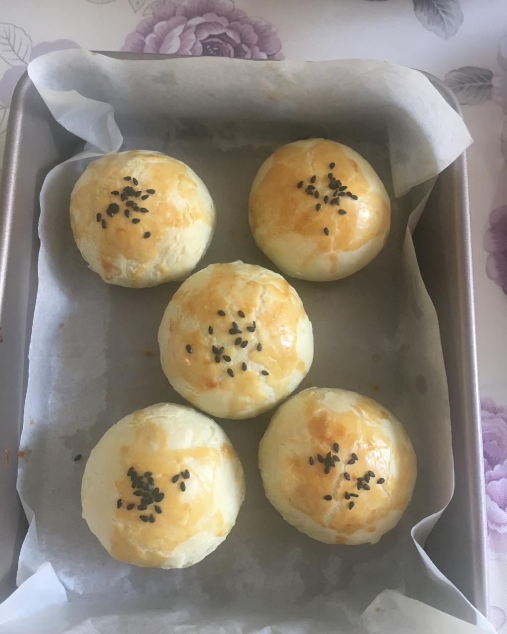 蛋黄酥酥酥（超级奶香黄油版）
