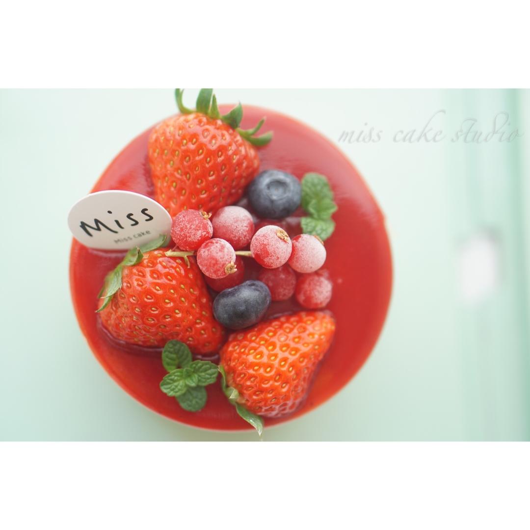 【熊谷裕子】法式草莓蛋糕Fraisier