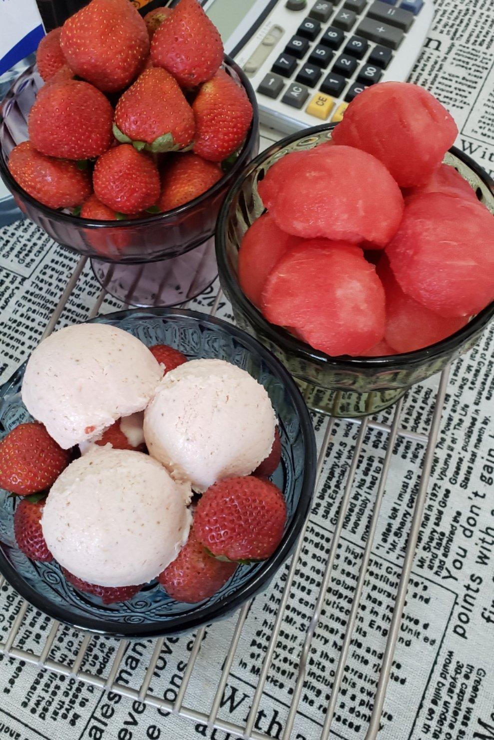 浓醇黑巧克力冰淇淋（免搅打）