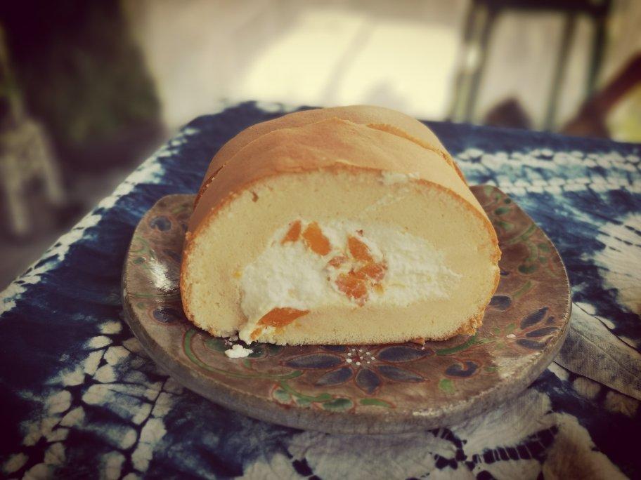 胖乎乎奶油芒果卷/不开裂不掉皮全过程详细图解烘焙视频/蛋糕篇6：「厚卷」