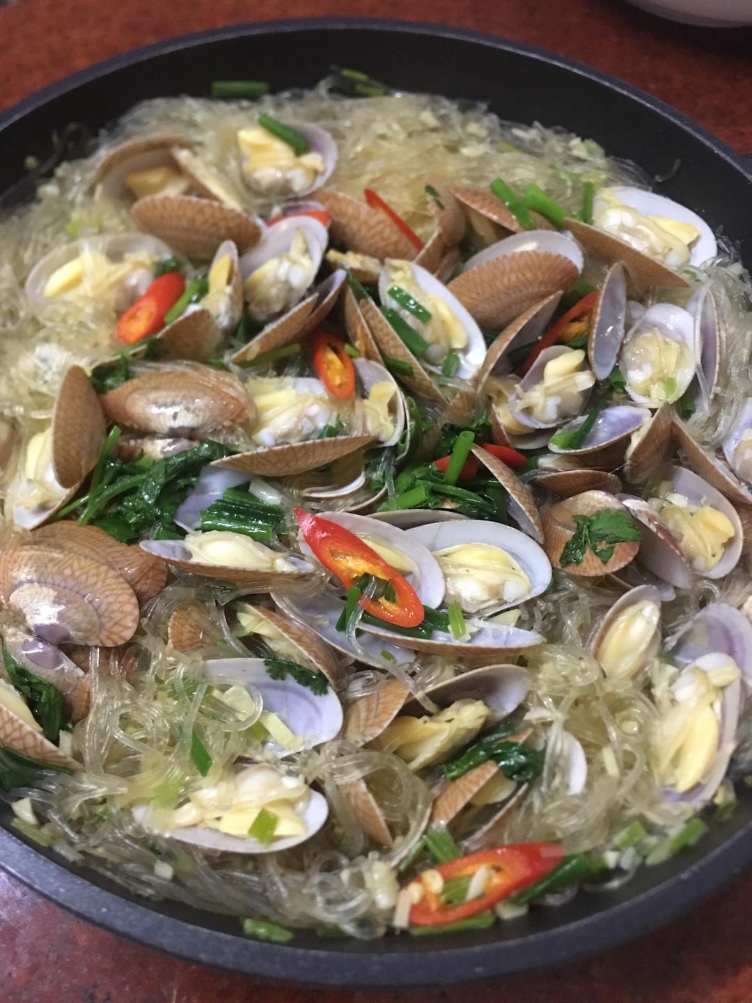 花甲粉丝煲的做法