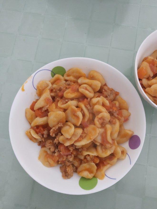 番茄肉酱意大利面