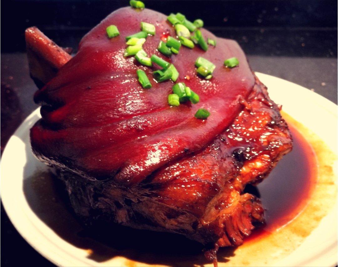 荒丘之虎做的【曼食慢语】秘制东坡肘子