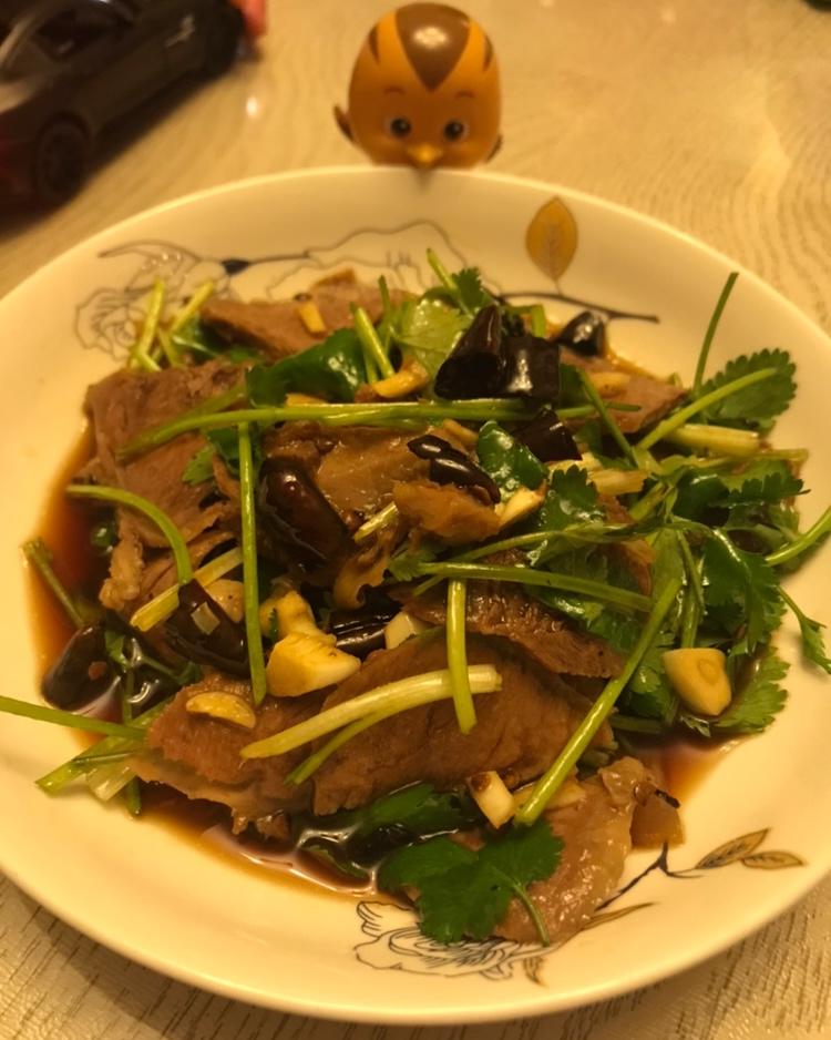 凉拌牛肉