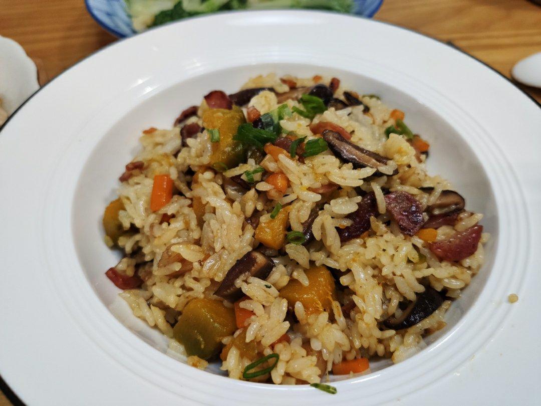 美味到不行的南瓜饭