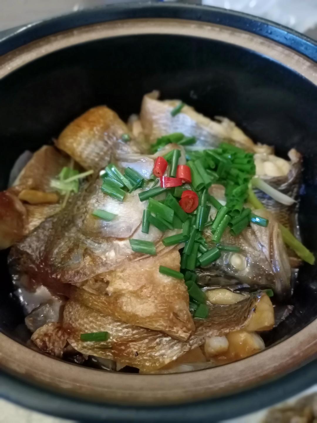 葱香焗鲈鱼