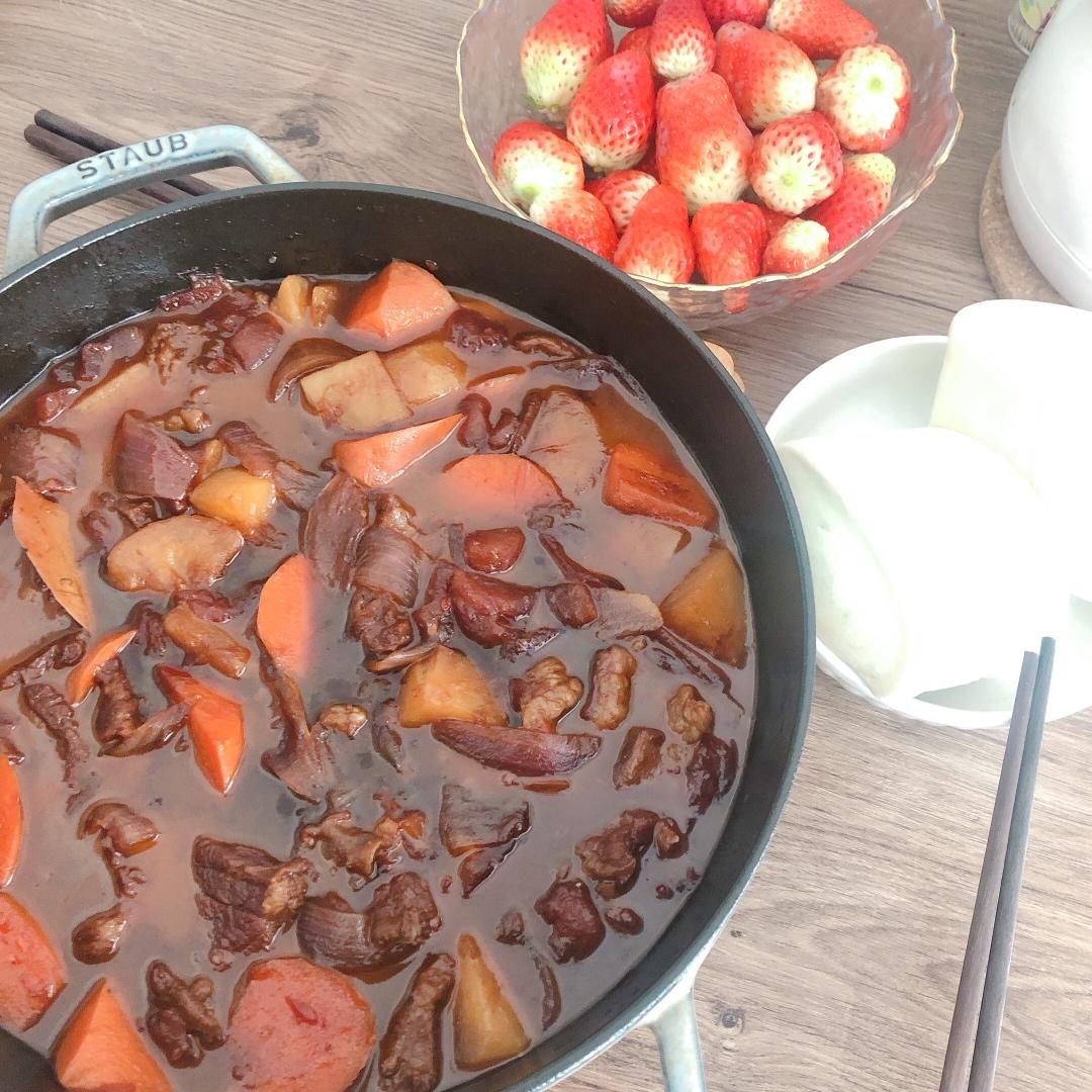 一个话唠包教包会的香浓红烩牛腩