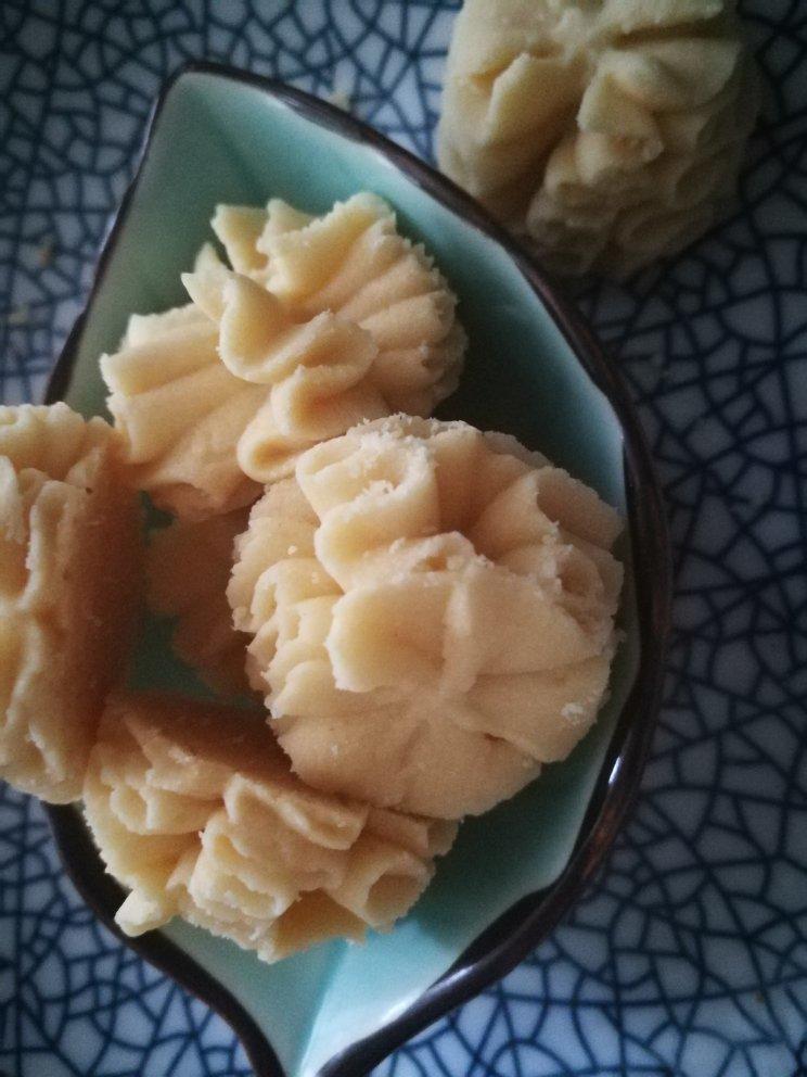 被业界猜了很久的网红牛油小花曲奇配方，酥的掉渣