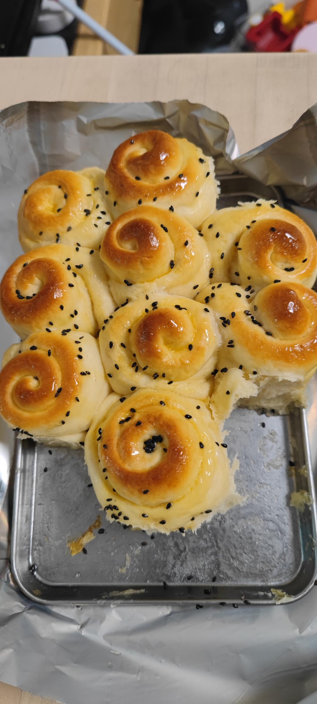 无厨师机用中筋面粉做快手蜂蜜脆底小面包