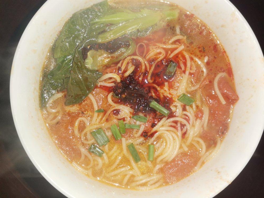 巨好吃的番茄酸汤面，酸辣开胃，超简单