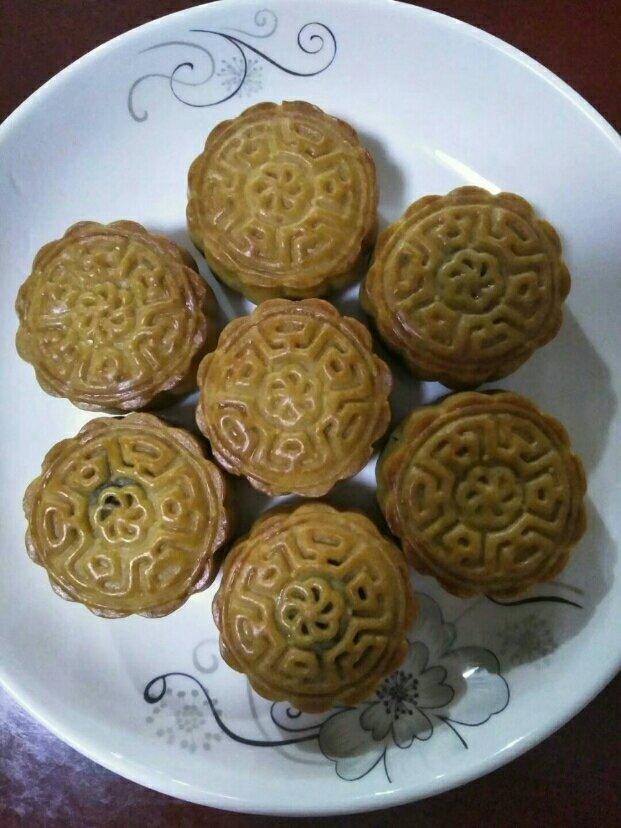 广式月饼——蛋黄莲蓉月饼
