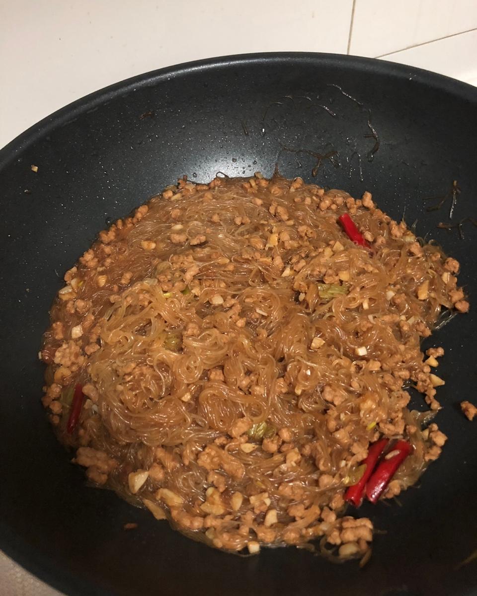 蚂蚁上树（肉末粉丝）