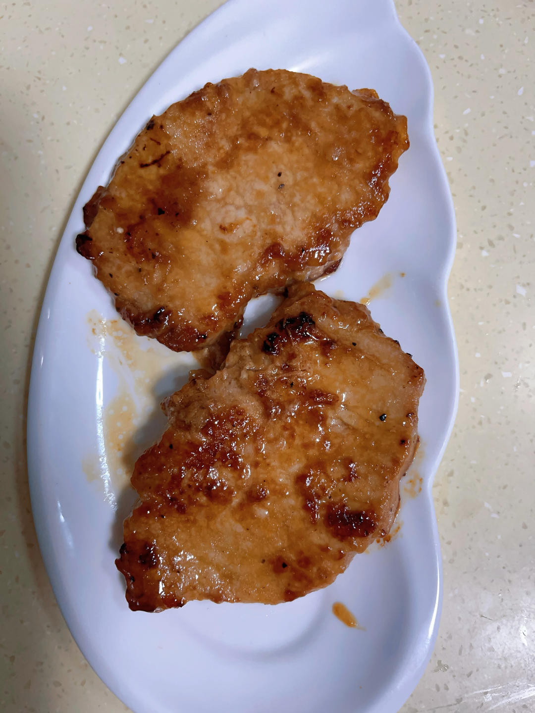 煎猪扒（超简单）和其他的猪扒在这食谱的最下面