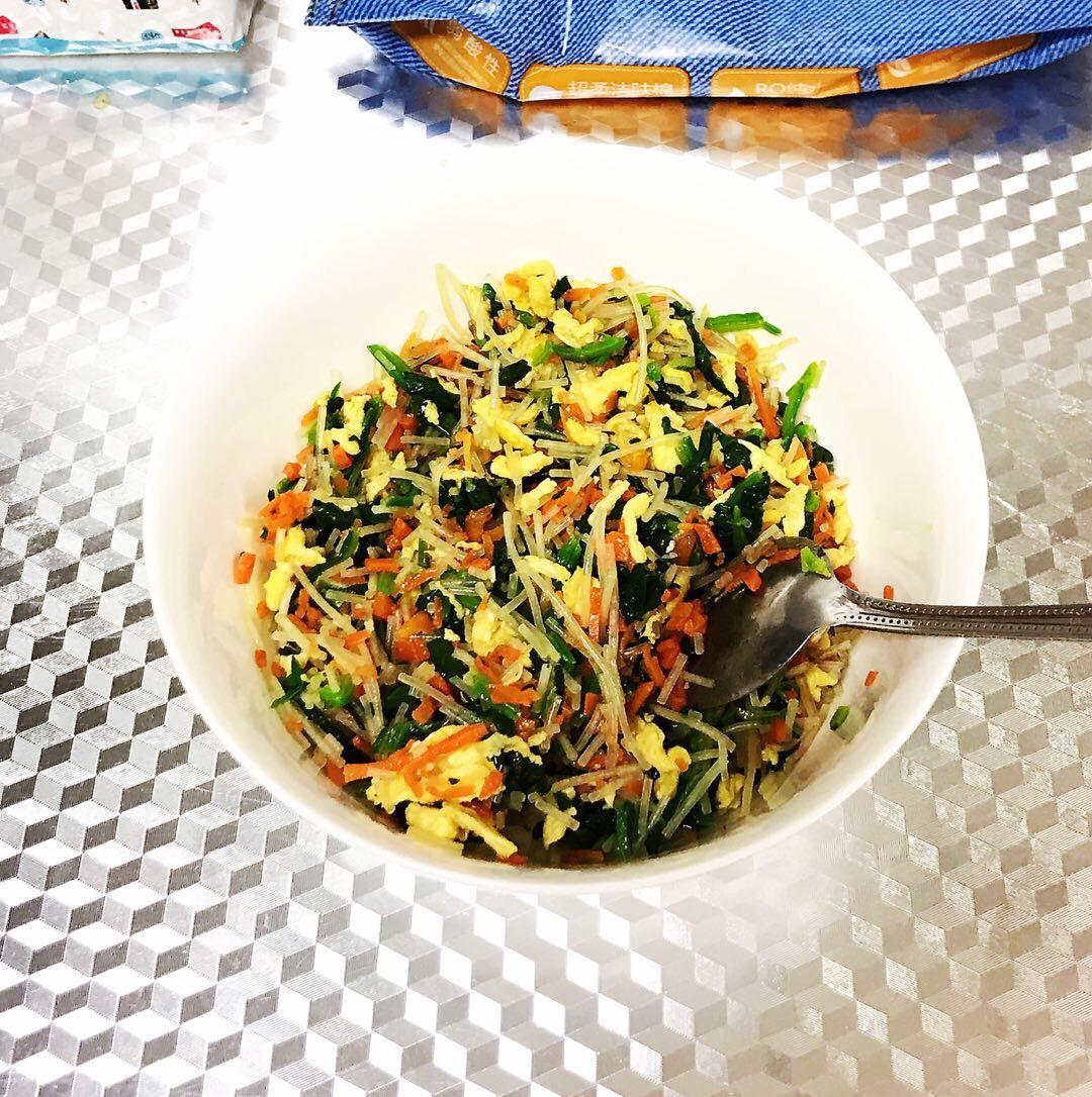 薄皮馅饼的制作方法（鸡蛋菠菜、鸡蛋韭菜馅儿饼）