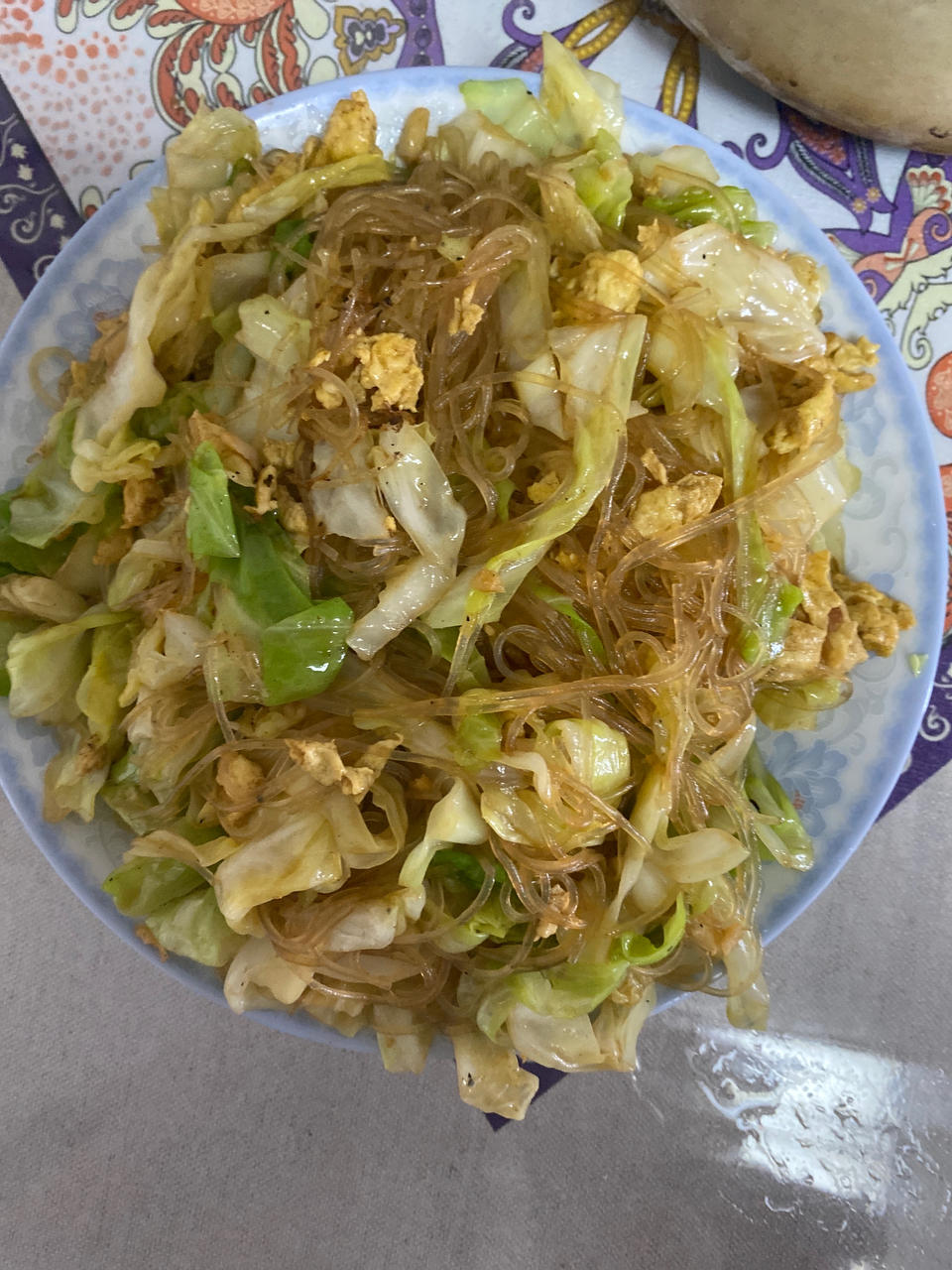 包菜粉丝炒鸡蛋
