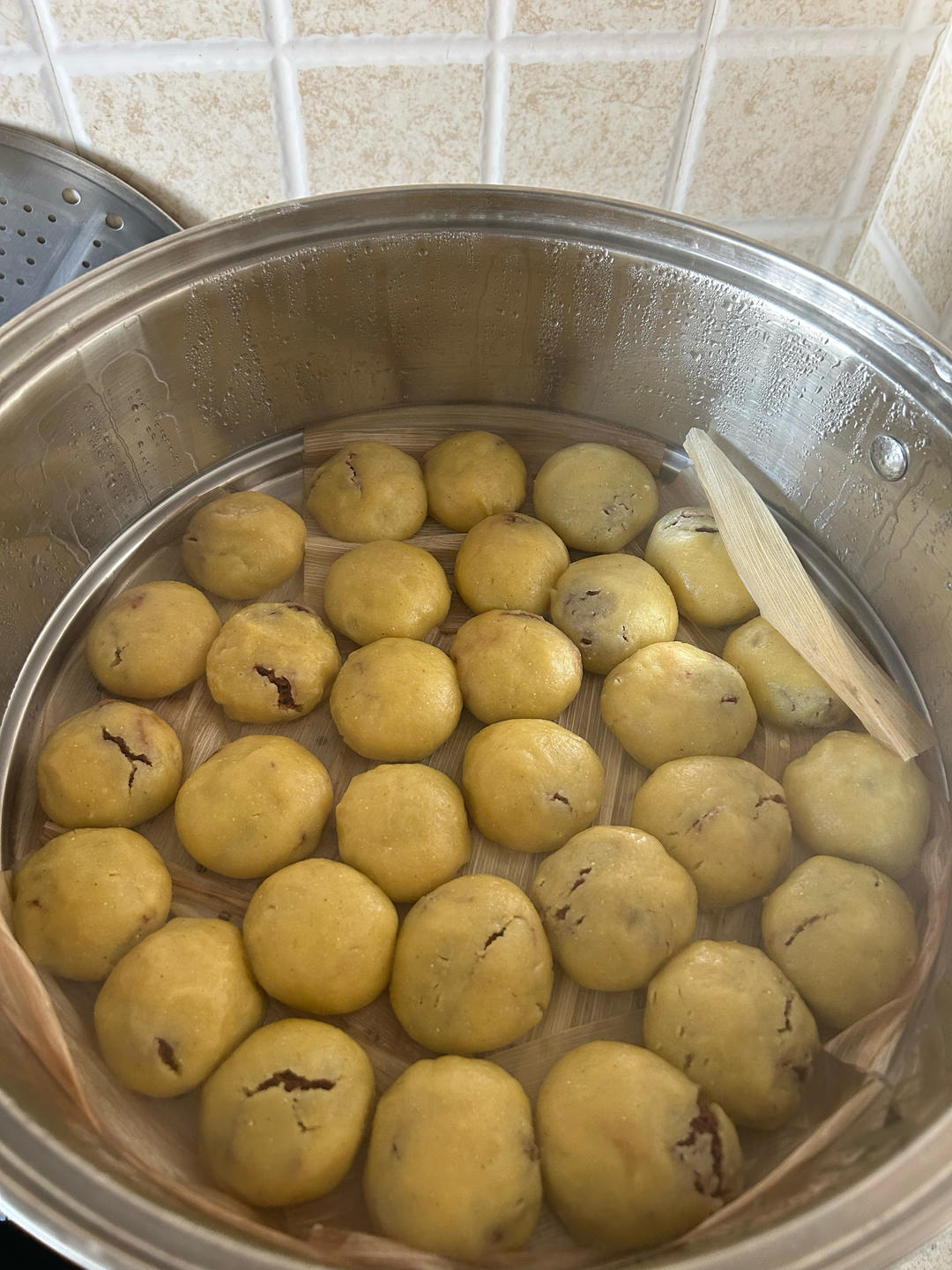大黄米粘豆包