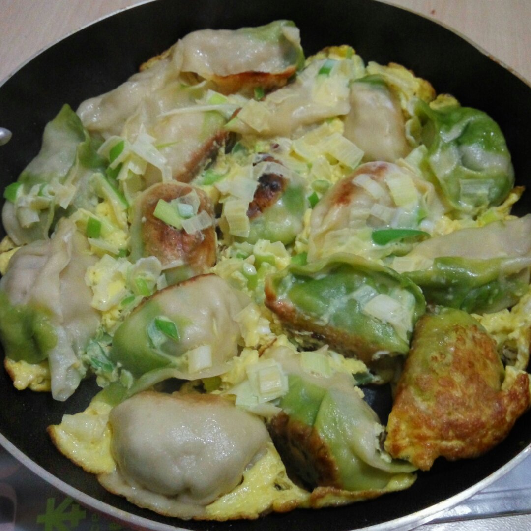 合家欢（抱蛋煎饺）
