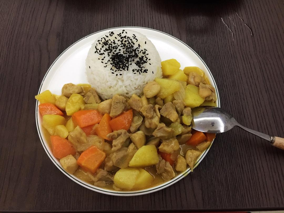 咖喱鸡肉饭