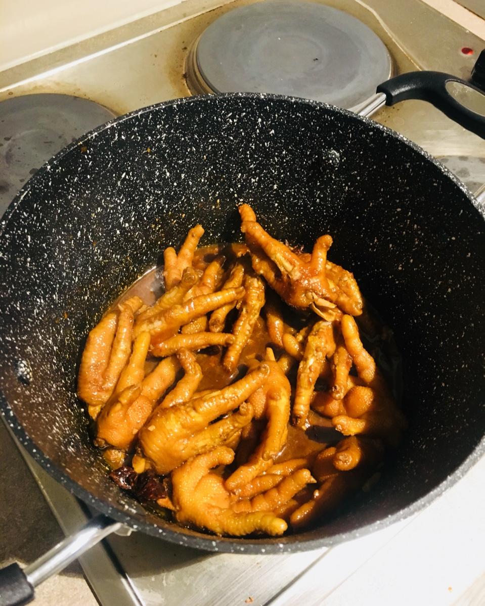 卤鸡爪
