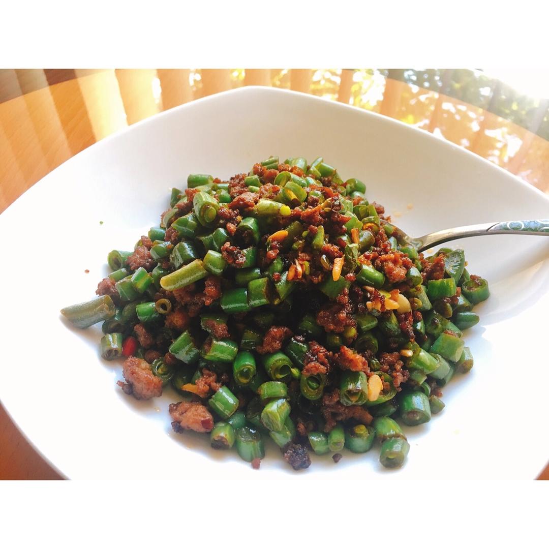 肉沫豆角下饭菜