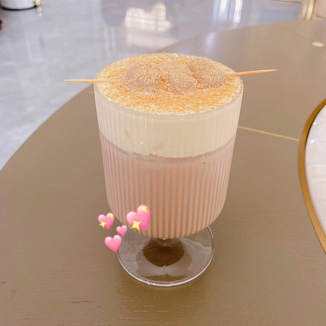《Tinrry+》半仙豆夫喜茶的热销款奶茶在家自己做！小丸子豆乳奶盖茶