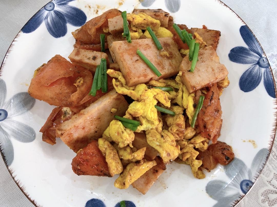 西红柿鸡蛋炒午餐肉